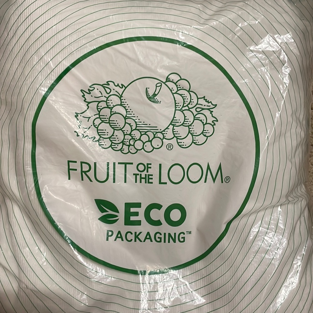 Men’s Fruit of the Loom white ribbed 2XL set of 6 new in package